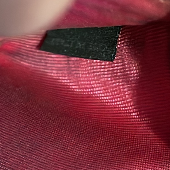 Authentic Prada wallet with unbranded D-ring & unbranded metal strap (repainted) - Picture 14 of 15